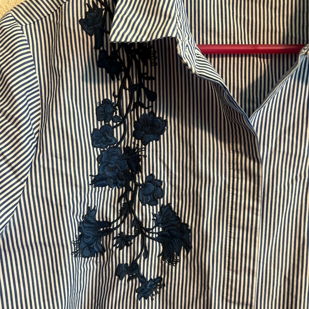 Zac and Rachel Blue Striped Button Down Shirt Size Large - Picture 2 of 11